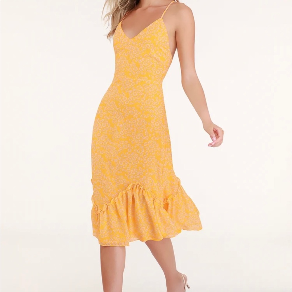 Yellow dress